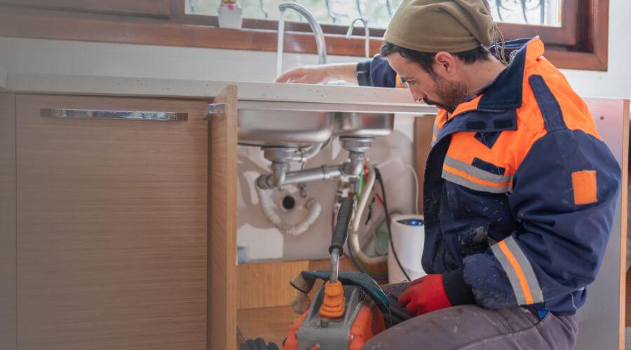 Local tankless water heater installation in Macedonia, IL